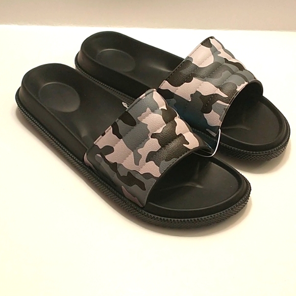 mens black slides size 11